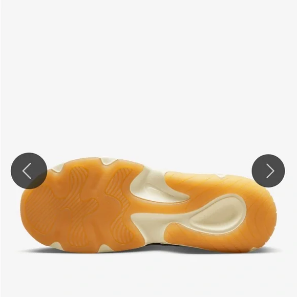 Nike Women's Tech Hera Shoes 6 - Picture 3 of 14